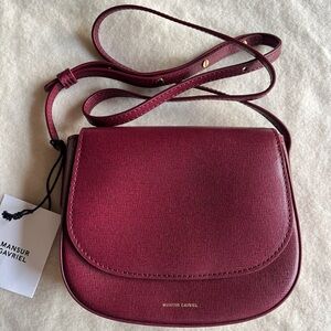 Small Classic Crossbody